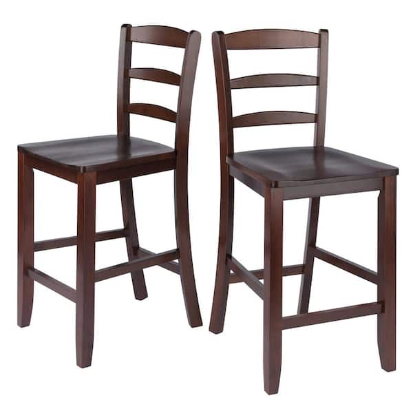WINSOME WOOD Benjamin 24 in. Ladder-Back Walnut Counter Stoos (Set of 2) 94244
